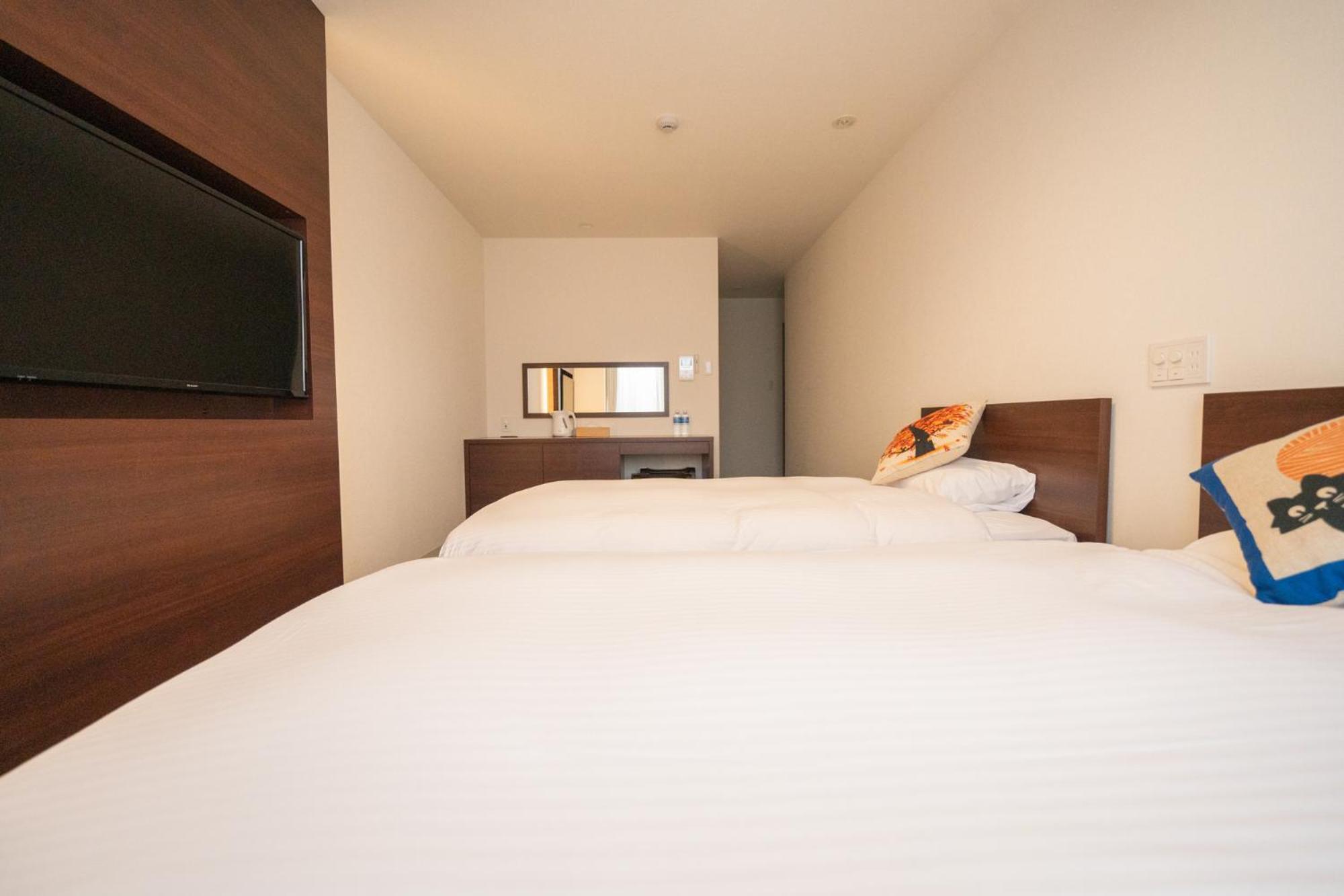 Home Inn Kujo Kawaramachi Kyoto Exterior foto