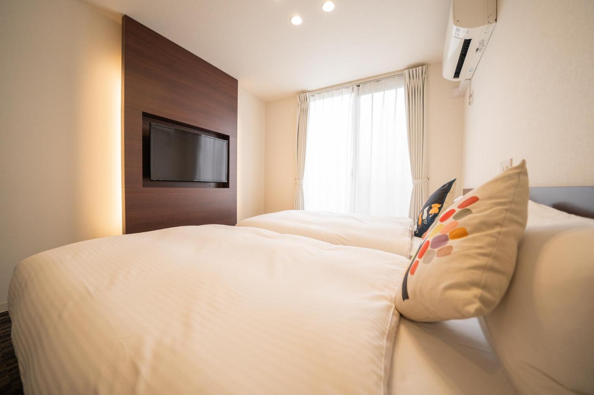 Home Inn Kujo Kawaramachi Kyoto Exterior foto